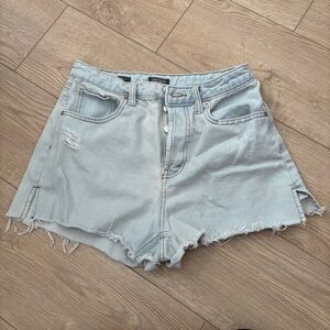 Wild Fable Light Wash Super High-Rise Distressed Cutoff Shorts - size 6